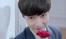 张艺兴家世爆料视频大全,家族背景大起底