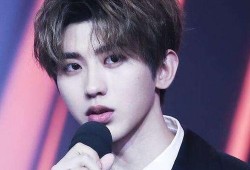 吃瓜娱乐八卦蔡徐坤视频,揭秘明星幕后生活