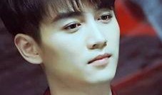 娱乐吃瓜男明星头发,揭秘男明星头发的秘密与魅力